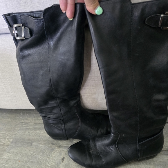 Aldo Boots - Picture 1 of 3